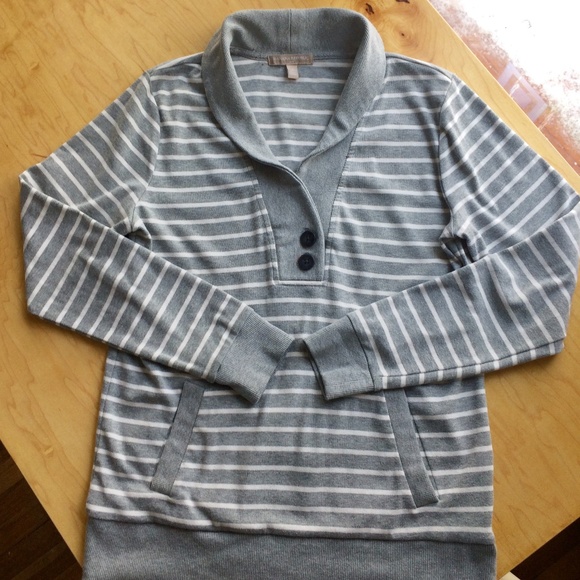 Banana Republic Medium Womens Pullover 